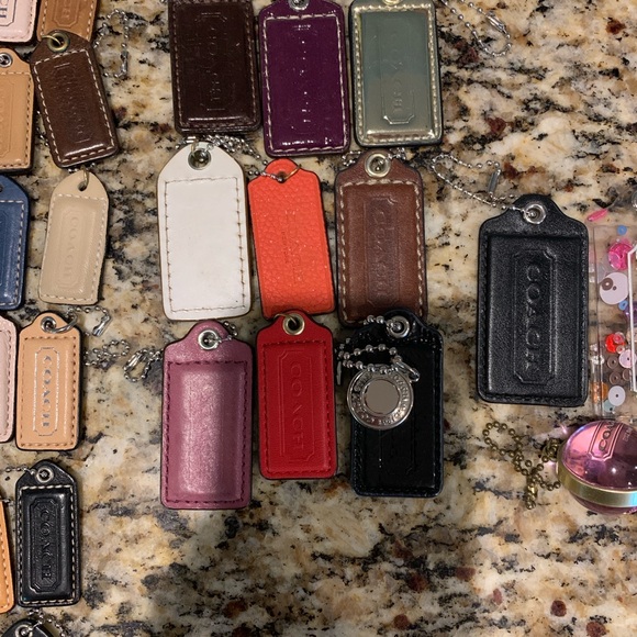Coach Hang Tag Bundle (49) - Picture 2 of 4